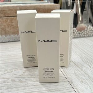MAC Hyper Real Serumizer in Elegant Cream Packaging